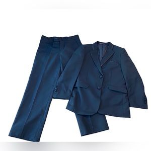 Boys Black 3 Piece Suit size 8